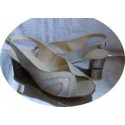 SKÓRZANE sandały beżowe TĘGOŚĆ H HALUKSY 45