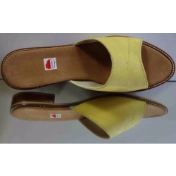 Wycofany z oferty SKÓRA klapkI ZÓŁTY obcas 2 cm TĘGOŚĆ H 42