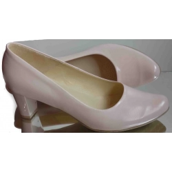 Skórzane czółenko pudrowy róz na szersza stopę TEG H 38