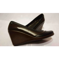 SKÓRZANE czółenko koturn 8 cm szersze   39