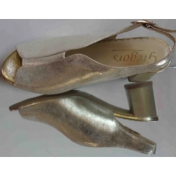 Skórzane sandałki FASHION obcas G H złote 36