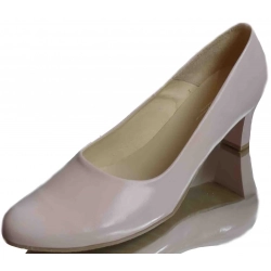 Skórzane czółenko pudrowy róz na szersza stopę TEG H 38