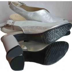 Skórzane sandałki FASHION obcas tęg.G H srebro 37