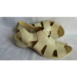 SKÓRZANE sandały damskie GUMY szersze 38