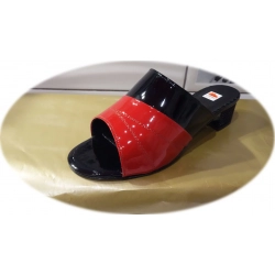 Klapki damskie czarno-czerwone obcas 4cm nr.41