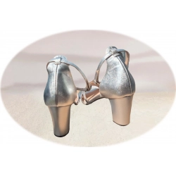 Filipczyk Szersze sandały srebro skóra ob.5cm r.45