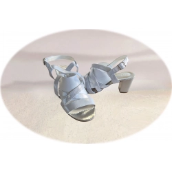 Sandały damskie ze skóry srebrne obcas 6 cm nr..38