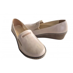 Czółenka damskie ze skóry cappuccino obc.4cm nr.38