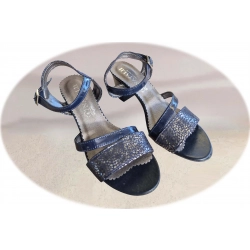 Sandały damskie skórzane granat obcas 5,5 cm nr.35