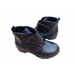 Botki Czarne skórzane obc.4cm nr.37