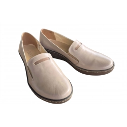 Czółenka damskie ze skóry cappuccino obc.4cm nr.38