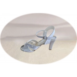 Sandały damskie skórzane srebrne obcas 9 cm nr..41