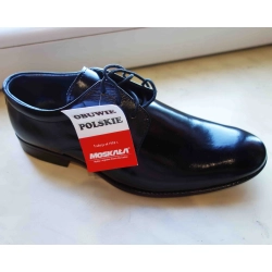 Skórzane dziecięce półbuty czarne lakierowane obcas 2 cm nr 33