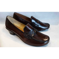 SKÓRZANE mokasyny czołenko brąz obcas 5 cm   40