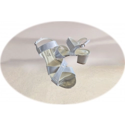 Sandały damskie skórzane srebrne obcas 6cm nr.40