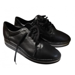 Pólbuty  SZNUROWANE czarne na  szerszą stopę teg G1/2 40