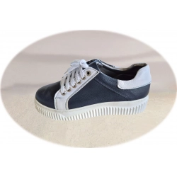 Skórzane buty sportowe  granat podeszwa 4cm nr..37