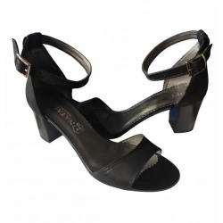 Skórzane SZERSZE sandały Natalii czarny satyna 39