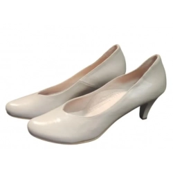 SKÓRZANE czółenko beżowe szpilki szersze 41